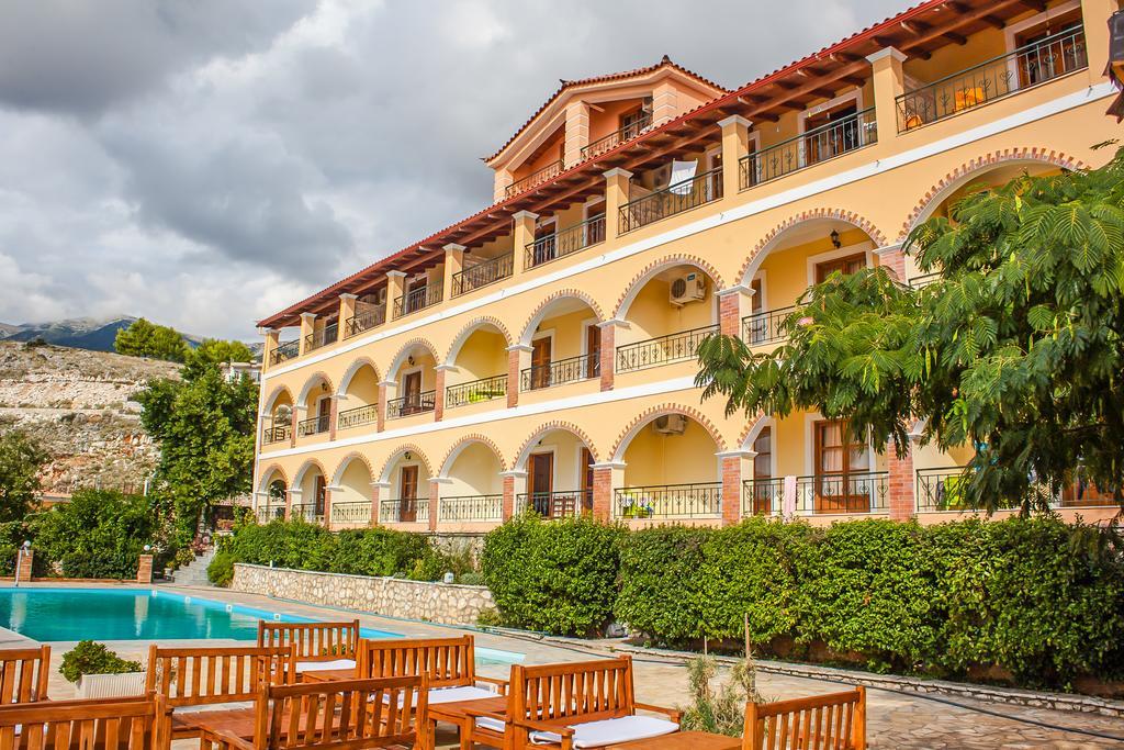 Apart-Hotel Llazari Himare Exterior photo